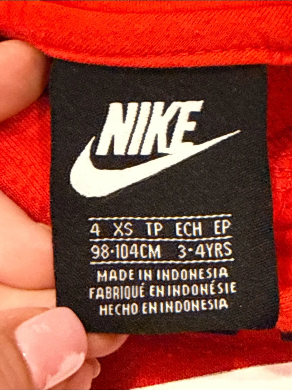 Nike Boys Hoodie Sweatshirt Red Pullover Logo Size 4 3T